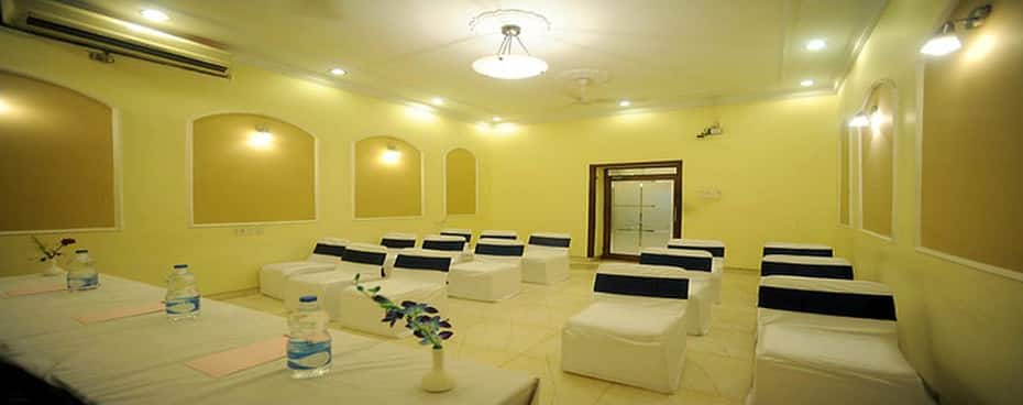 Housez 43, Kolkata 4